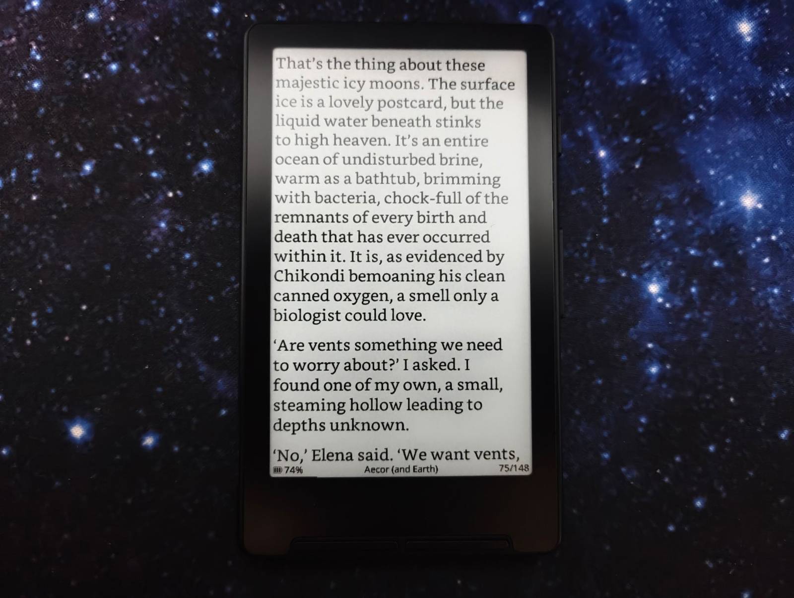 The XTEINK X4 showing some text displayed